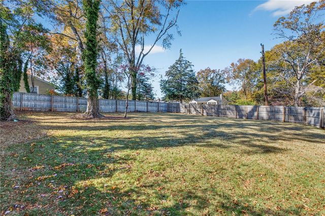 102 Griffin Drive, Greenville, SC 29607