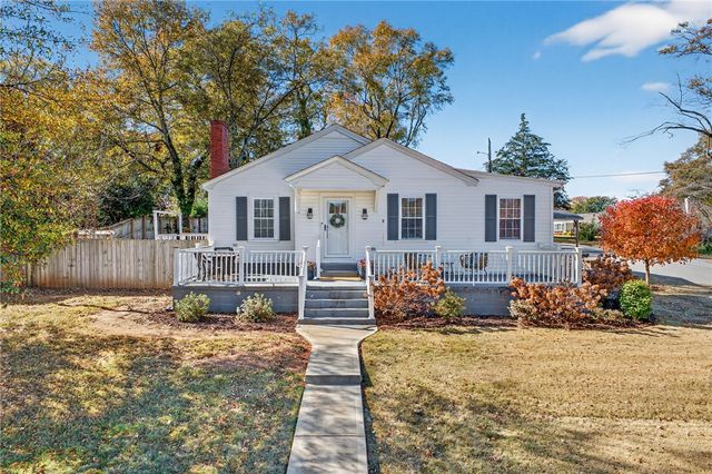 102 Griffin Drive, Greenville, SC 29607