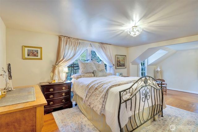 3918 NW Phinney Bay Drive, Bremerton, WA 98312