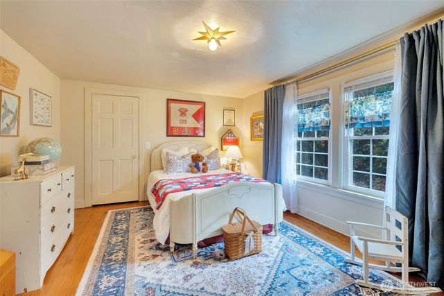 3918 NW Phinney Bay Drive, Bremerton, WA 98312