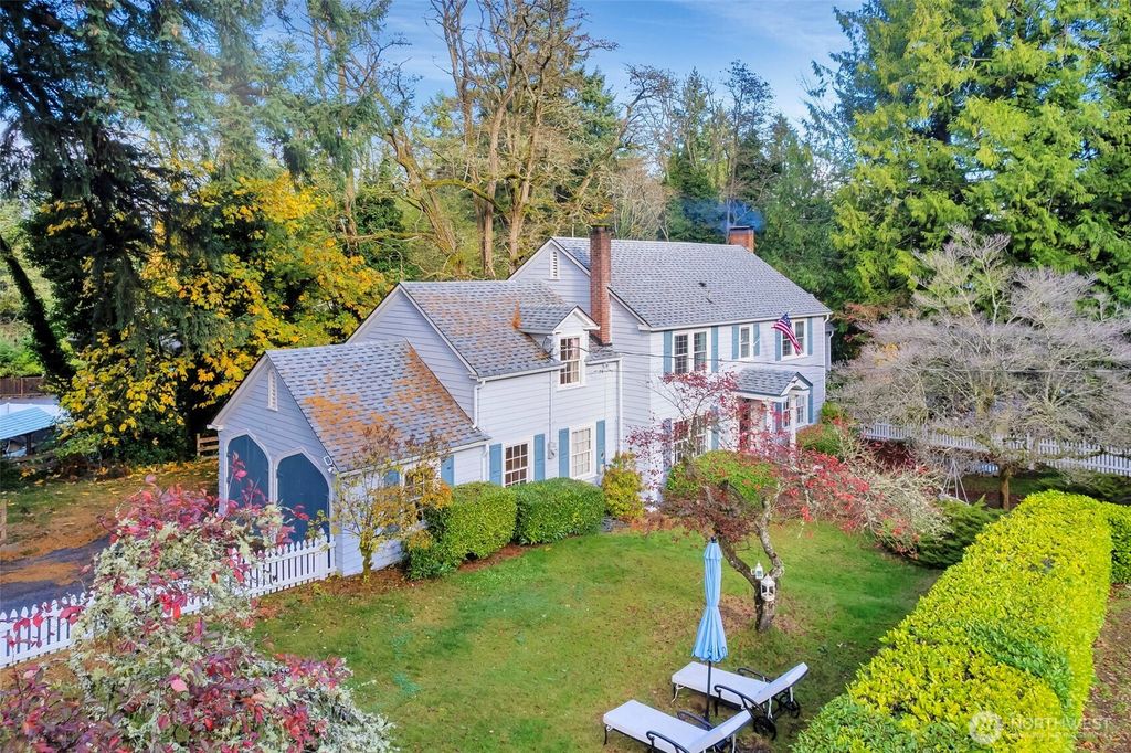 3918 NW Phinney Bay Drive, Bremerton, WA 98312