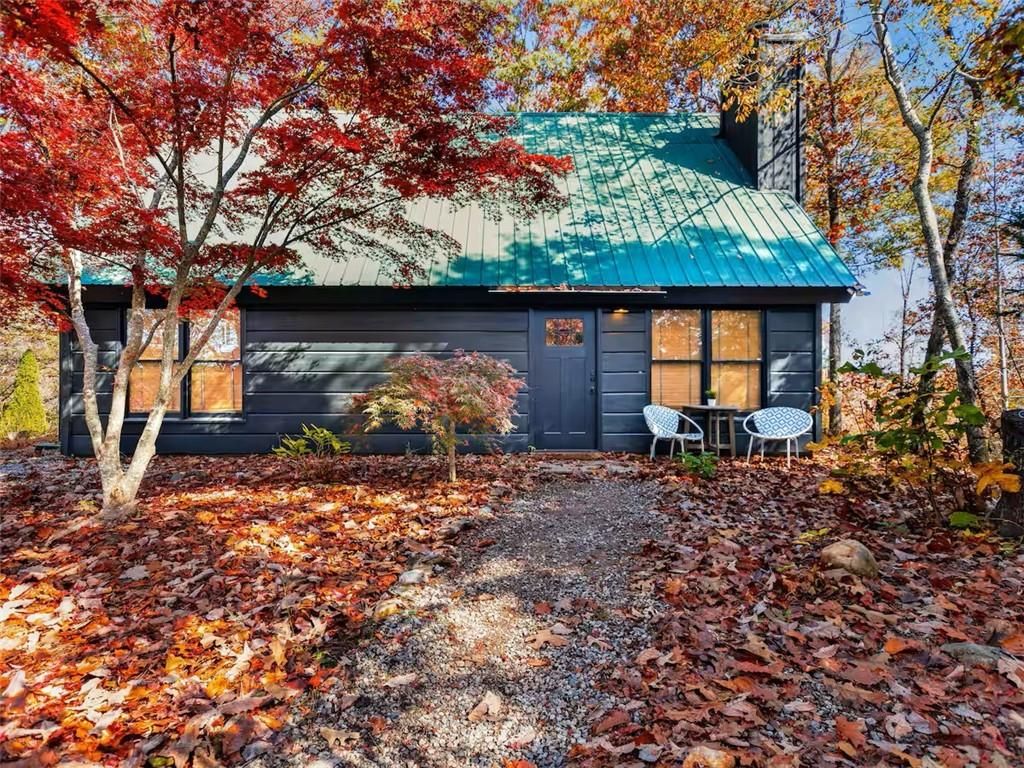 350 Azalea Ridge, Dahlonega, GA 30533