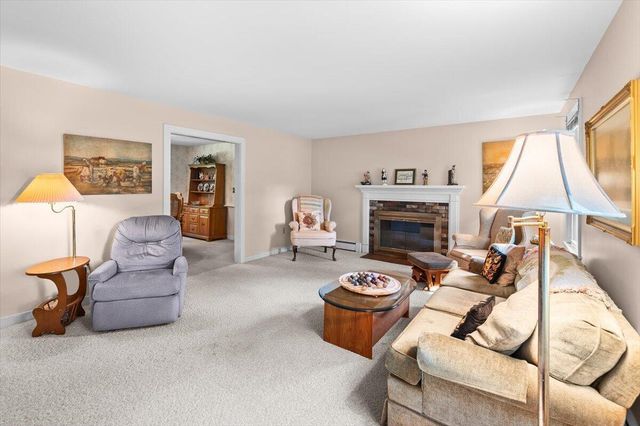 39 Coleridge Drive, Falmouth, MA 02540