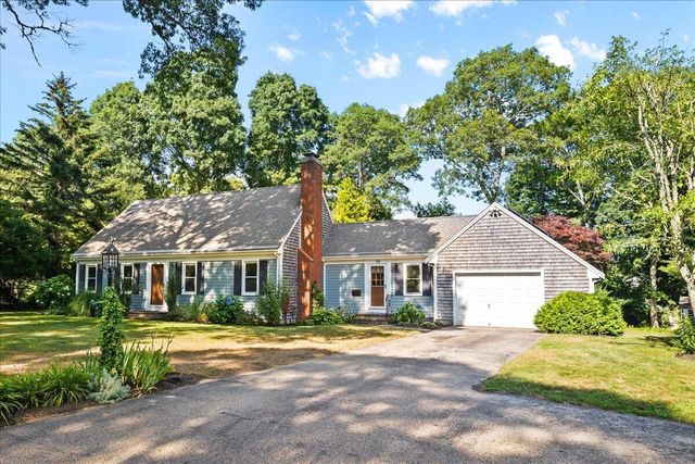 39 Coleridge Drive, Falmouth, MA 02540