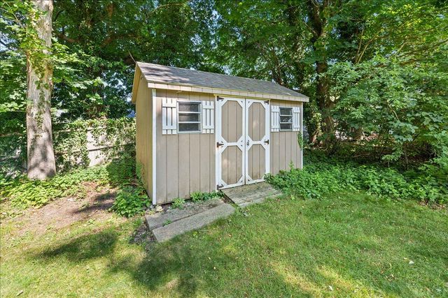39 Coleridge Drive, Falmouth, MA 02540