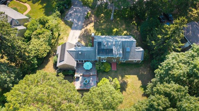 39 Coleridge Drive, Falmouth, MA 02540