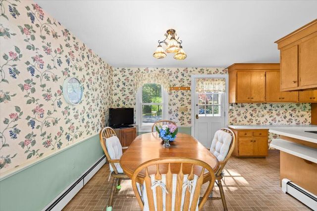 39 Coleridge Drive, Falmouth, MA 02540