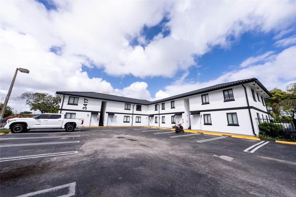 3417 NW 22nd Ave 2, Miami, FL 33142