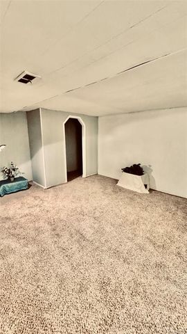 38022 Lyndon Street, Livonia, MI 48154