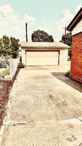 38022 Lyndon Street, Livonia, MI 48154