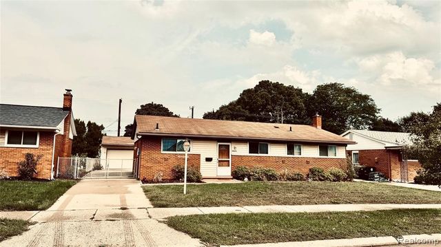 38022 Lyndon Street, Livonia, MI 48154