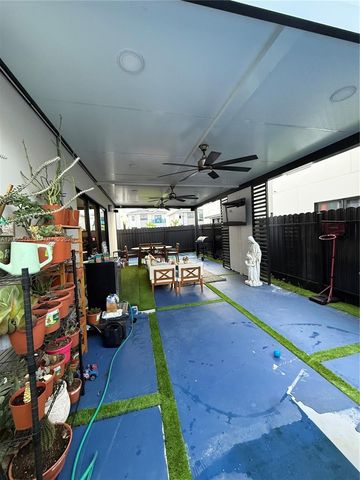 1387 NW 2nd Lane, Florida City, FL 33034