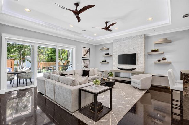 1329-2 SE 13th Terrace, Fort Lauderdale, FL 33316