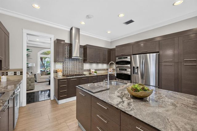 1329-2 SE 13th Terrace, Fort Lauderdale, FL 33316