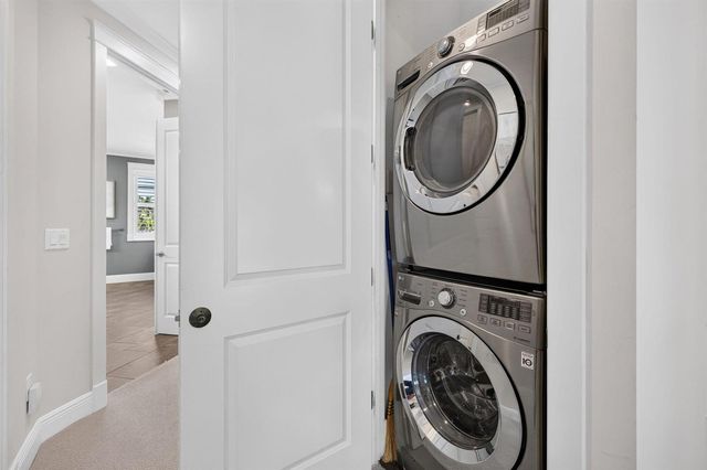 1329-2 SE 13th Terrace, Fort Lauderdale, FL 33316