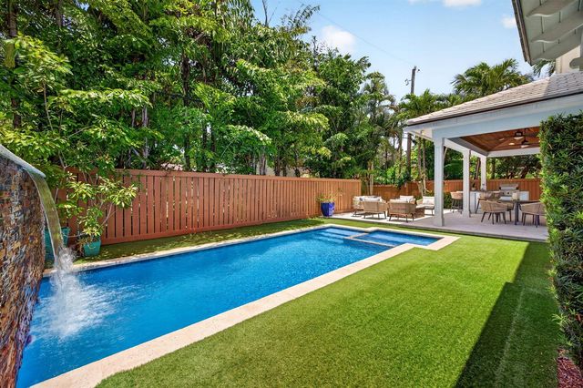1329-2 SE 13th Terrace, Fort Lauderdale, FL 33316