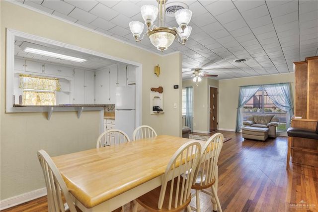 518 E Kelly Avenue, Pharr, TX 78577