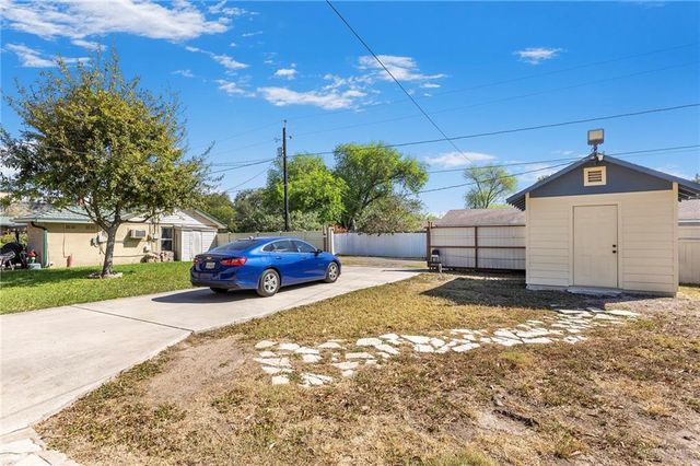 518 E Kelly Avenue, Pharr, TX 78577