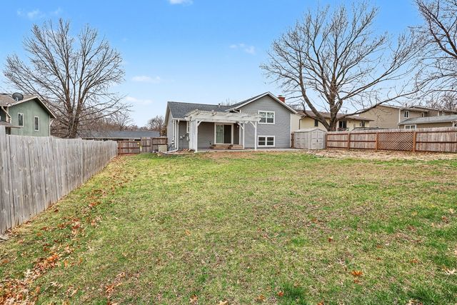 1312 N Prairie Street, Pella, IA 50219