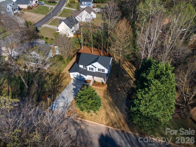 644 Deerfield Drive, Mount Holly, NC 28120
