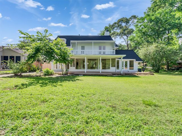 26 Cherry Hill Drive, Conroe, TX 77304
