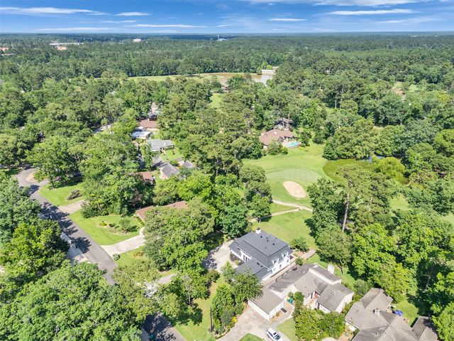26 Cherry Hill Drive, Conroe, TX 77304