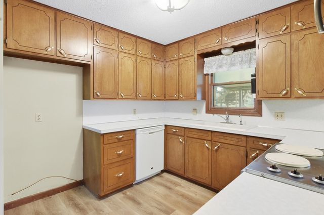 20474 CARDINAL Lane, Council Bluffs, IA 51503