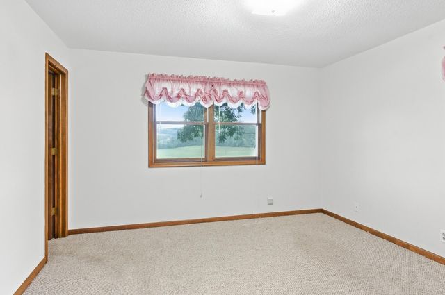 20474 CARDINAL Lane, Council Bluffs, IA 51503