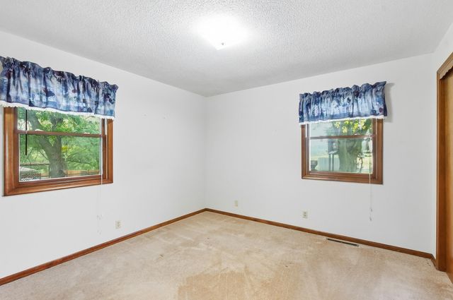 20474 CARDINAL Lane, Council Bluffs, IA 51503