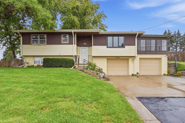 20474 CARDINAL Lane, Council Bluffs, IA 51503