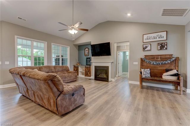 109 Broadwater Way, Stokesdale, NC 27257