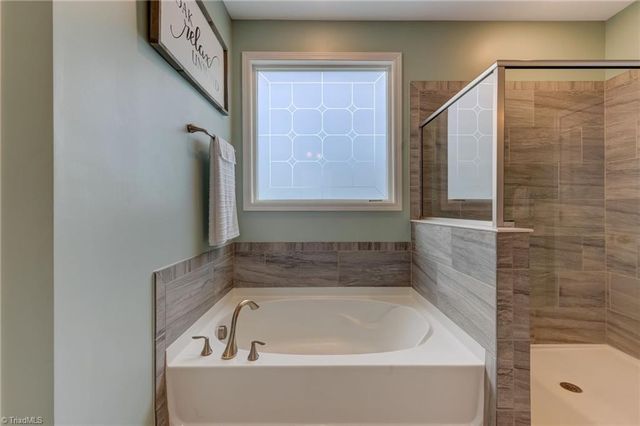 109 Broadwater Way, Stokesdale, NC 27257