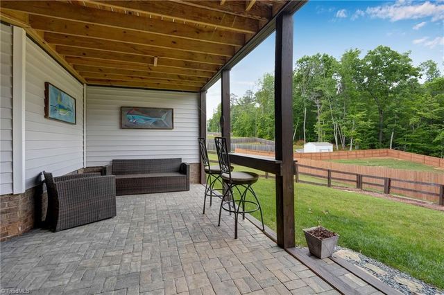 109 Broadwater Way, Stokesdale, NC 27257