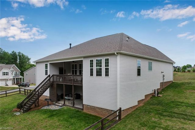 109 Broadwater Way, Stokesdale, NC 27257