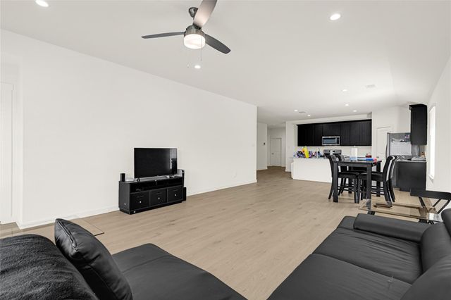 13102 Tuscany Creek, Arcola, TX 77545