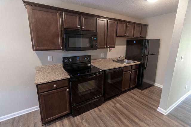 105 N GARTH AVE 22, Columbia, MO 65203