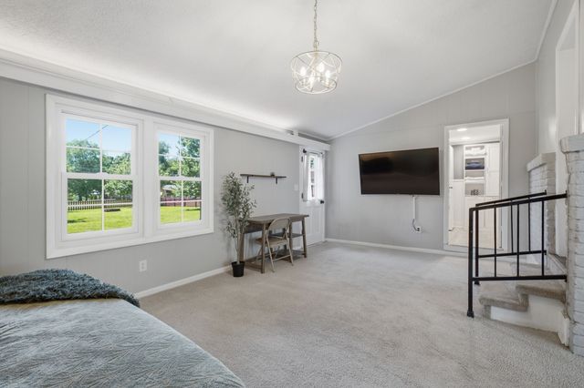 616 Hyde Park Ave, Gallatin, TN 37066