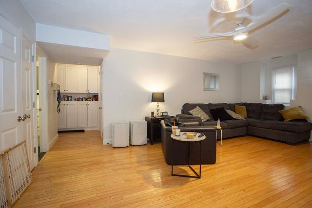 1 Atkinson Dr 1, Saugus, MA 01906