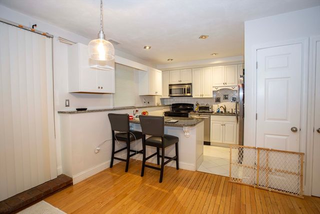 1 Atkinson Dr 1, Saugus, MA 01906
