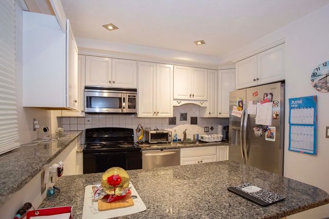 1 Atkinson Dr 1, Saugus, MA 01906
