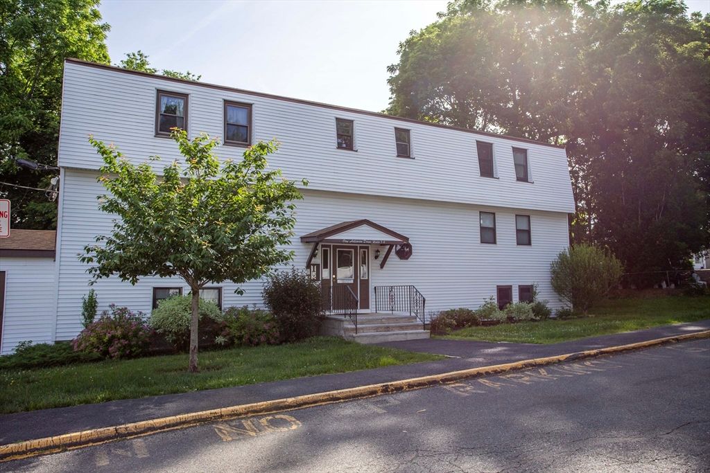 1 Atkinson Dr 1, Saugus, MA 01906