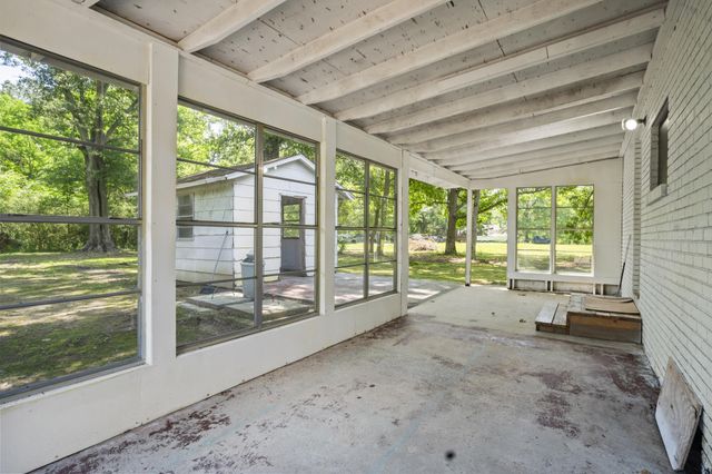 518 Eatonville Rd., Hattiesburg, MS 39401