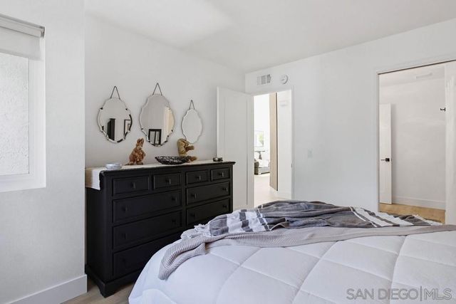12795 Via Moura, San Diego, CA 92128