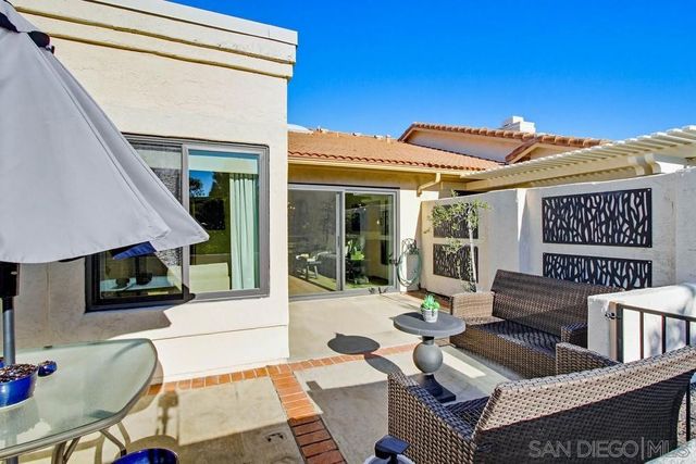 12795 Via Moura, San Diego, CA 92128