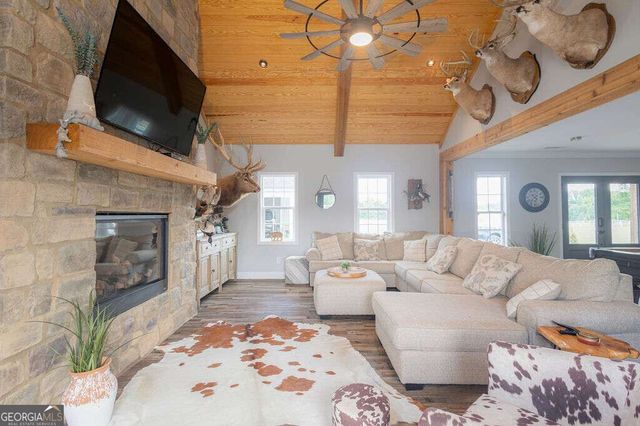 1985 Roscoe Road, Newnan, GA 30263