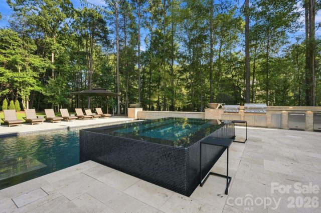 108 Dunn Ross Court, Mooresville, NC 28117