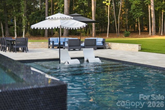 108 Dunn Ross Court, Mooresville, NC 28117