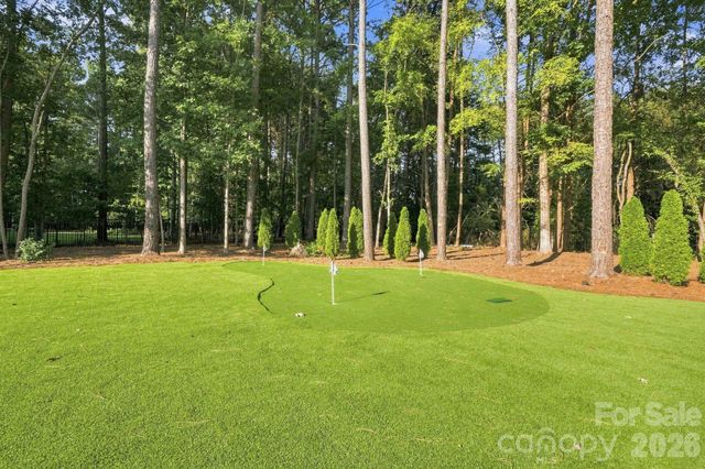 108 Dunn Ross Court, Mooresville, NC 28117