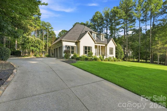 108 Dunn Ross Court, Mooresville, NC 28117