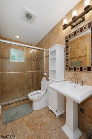 4 White Tail Ct, Hardyston Twp., NJ 07460